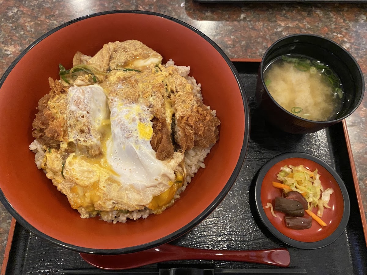 Katsuretsutei Deaibashi Photos 2